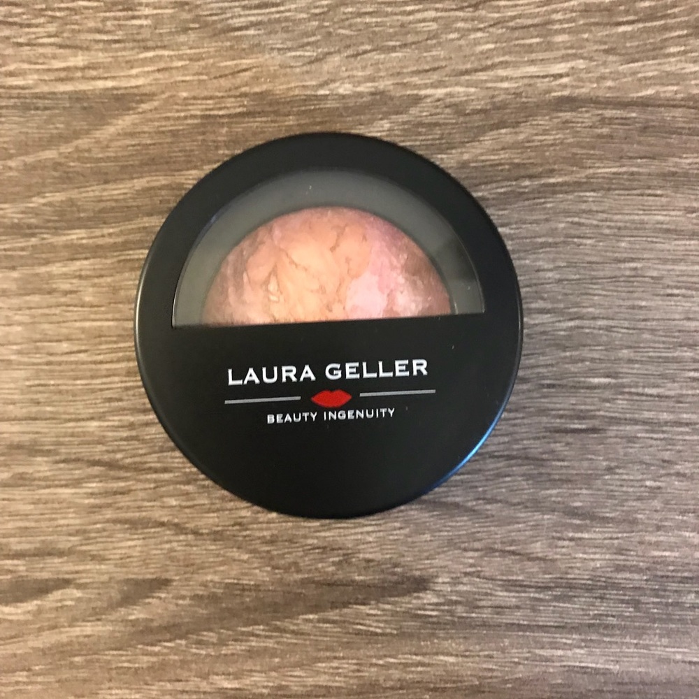 NIB Laura Geller Blush-N-Brighten in Sunswept.
